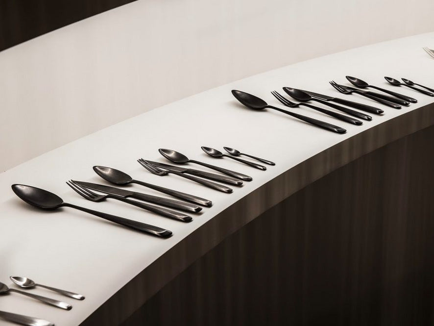 Eye-Catching Party Cutlery for Your Next Summer Soirée