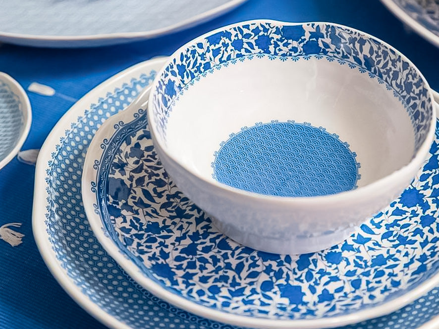 Best Melamine Dinnerware for Hosting Your Guests