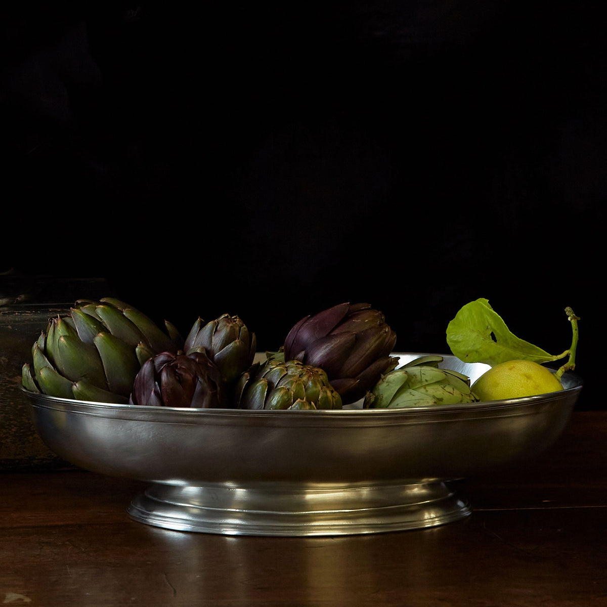 MATCH round footed pewter centerpiece with fruit