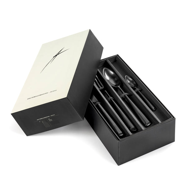 SERAX Ann Demeulemeester Giftbox 24pc ZOË SERAX Ann Demeulemeester Giftbox 24pc ZOË