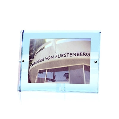 ALEXANDRA VON FURSTENBERG Acrylic Snap Frame - 5 x 7 ALEXANDRA VON FURSTENBERG Acrylic Snap Frame - 5 x 7