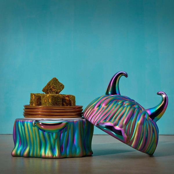 L'OBJET Haas Disco Lynda Box and Plates Set of 4 L'OBJET Haas Disco Lynda Box and Plates Set of 4