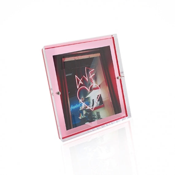 ALEXANDRA VON FURSTENBERG Acrylic Snap Frame - 5 x 5 ALEXANDRA VON FURSTENBERG Acrylic Snap Frame - 5 x 5