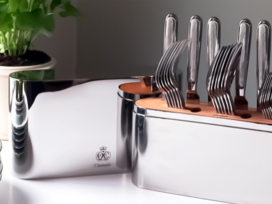 Modern Dining Room Sets to Spruce Up Your Dining Table in Your New Home