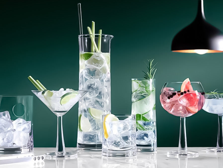 3 Summer Cocktails to Wow Guests and How to Serve Them