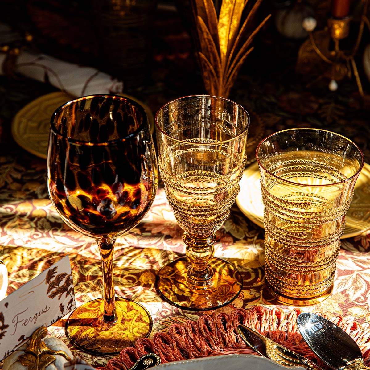 Puro Wine Glass Tortoiseshell, alternate angle