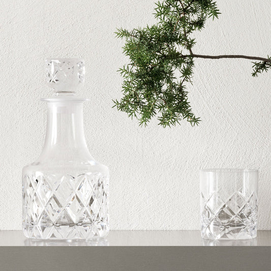 Sofiero Decanter alternate angle