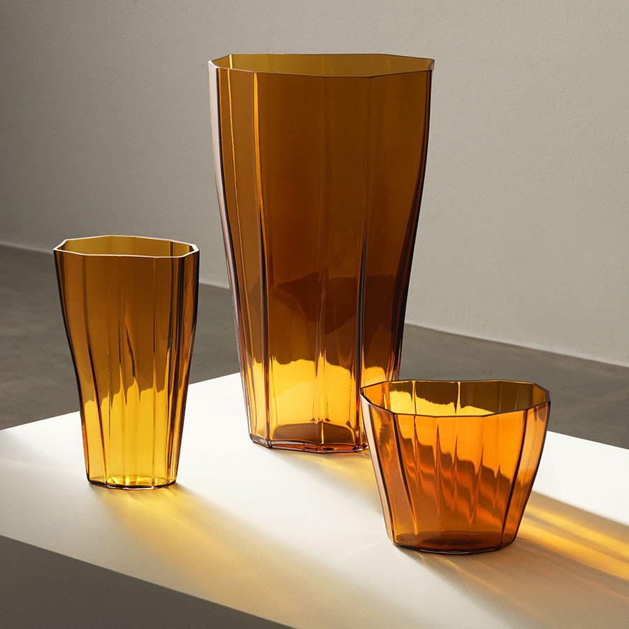 Orrefors Reed Vase Amber Large angle