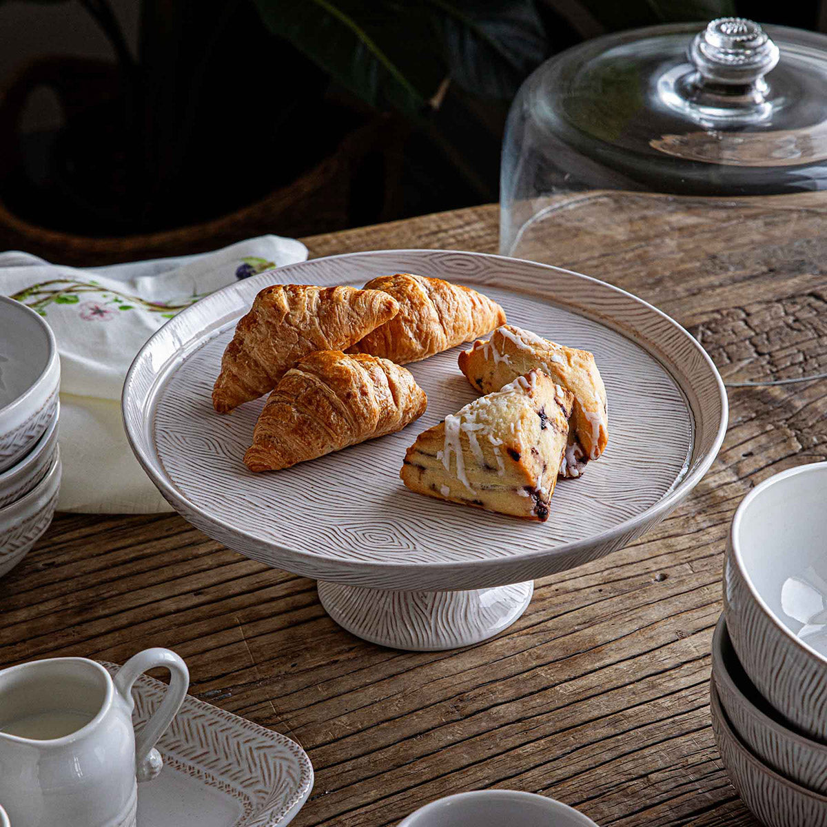Juliska Blenheim Oak Cake Stand, detail view