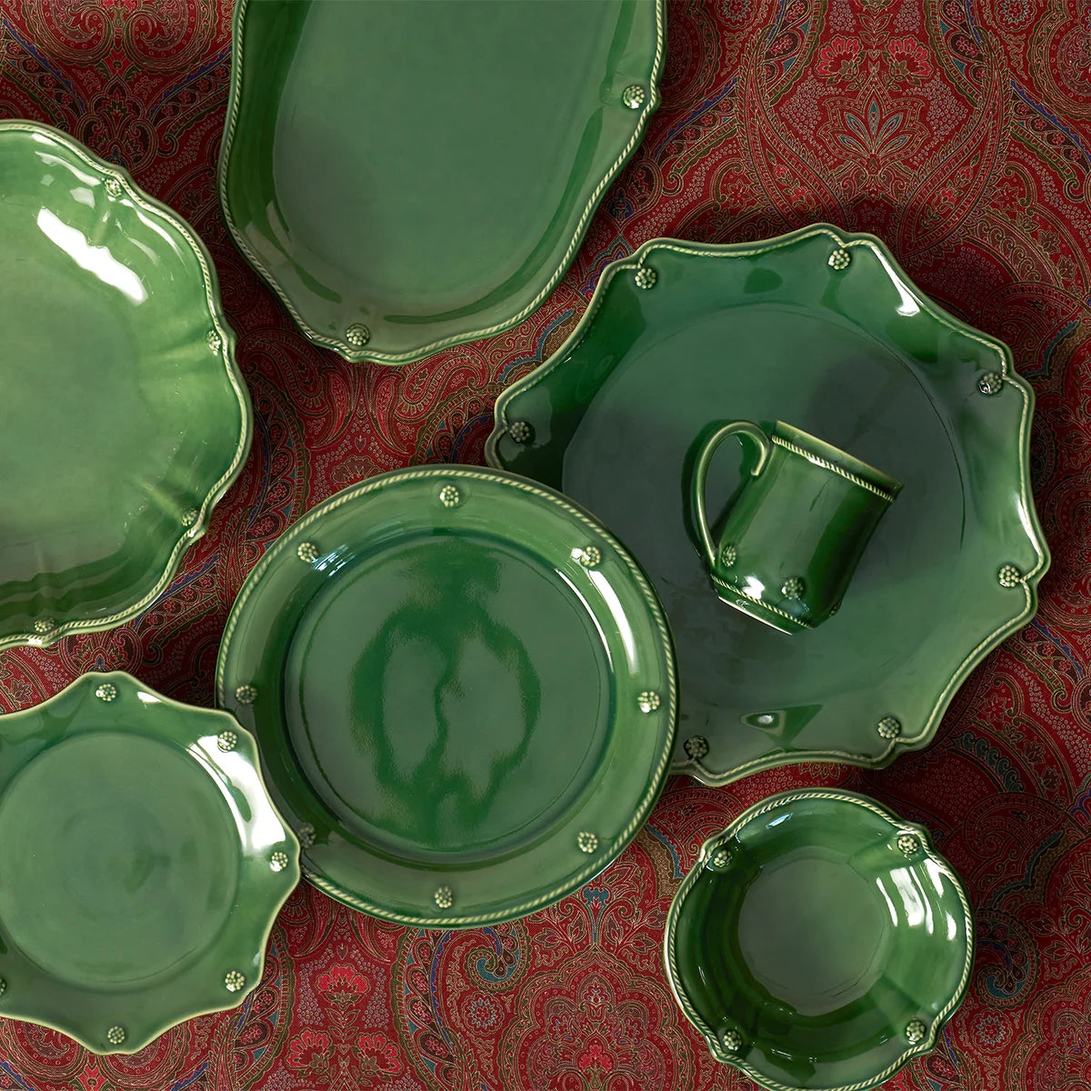 Juliska Berry & Thread 16-Piece Place Setting Basil
