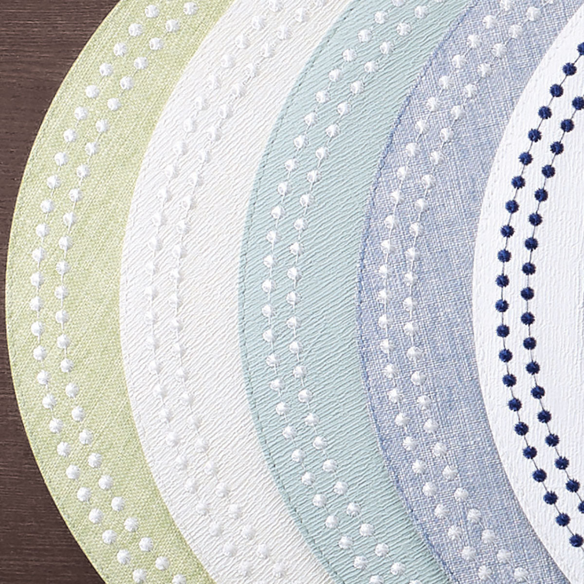 Bodrum Pearls Embroidered Placemat Set of 4 Antique White/Gold