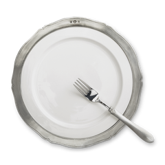 MATCH Viviana dinner plate with scalloped pewter rim