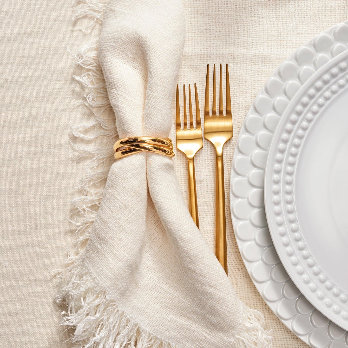 Three Ring Napkin Rings Gold 2