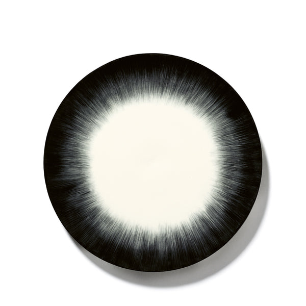 SERAX Ann Demeulemeester Plate DÉ Black Set Of 2