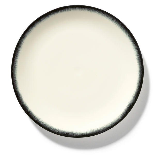 SERAX Ann Demeulemeester Plate DÉ Black Rim Set of 2
