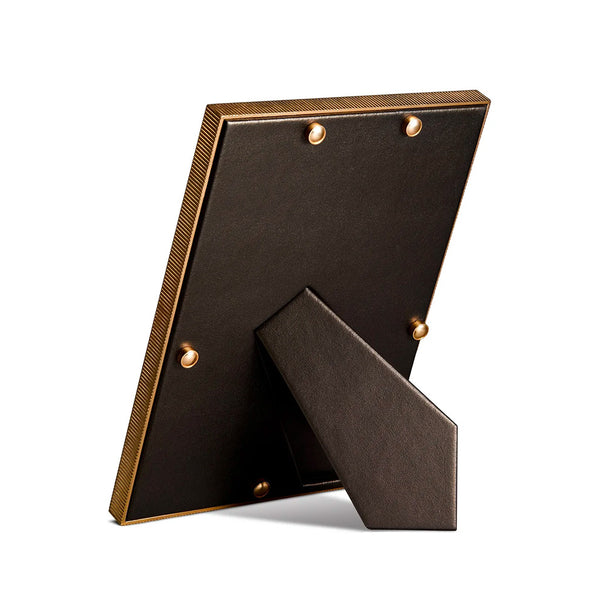 L'OBJET Kelly Behun Side Eye Frame