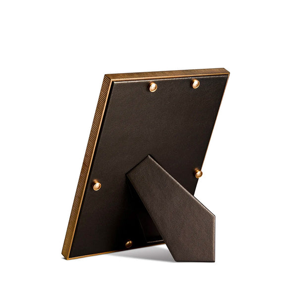 L'OBJET Kelly Behun Side Eye Frame