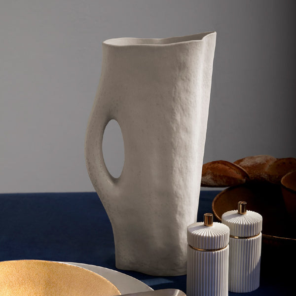 L'OBJET Timna Pitcher