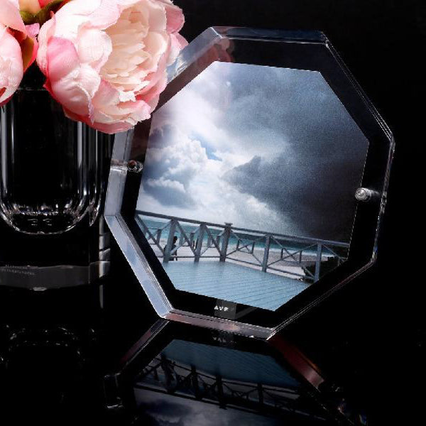 ALEXANDRA VON FURSTENBERG Bolt Snap Frame